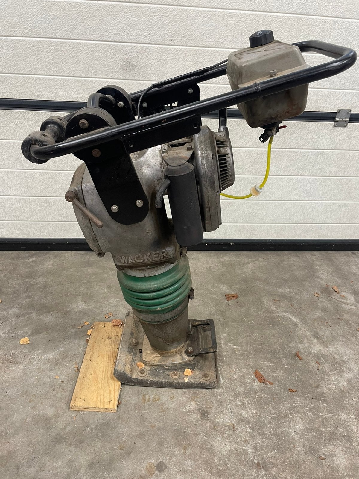Wacker stamper bs 65y, Ophalen