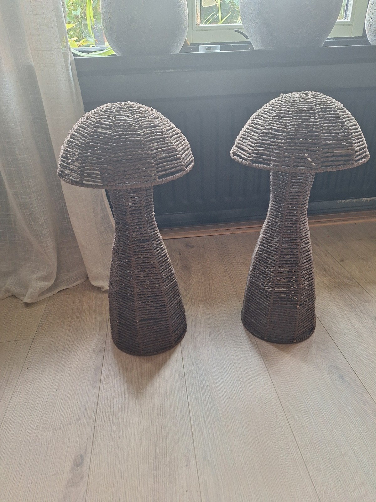 2 grote paddestoelen van touw., Ophalen of Verzenden, Nieuw, Overige materialen