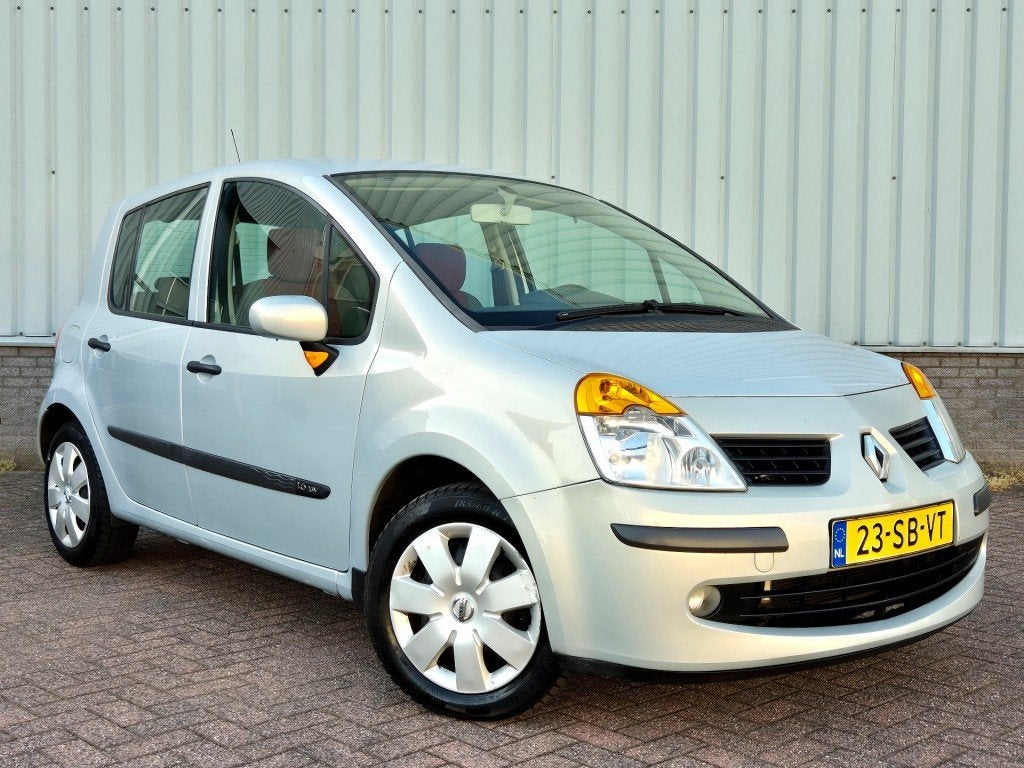 Renault MODUS 1.6 16V Luxe Airco Nieuwe Koppeling+APK 2027, Auto's, Voorwielaandrijving, 15 km/l, 4 cilinders, Bedrijf