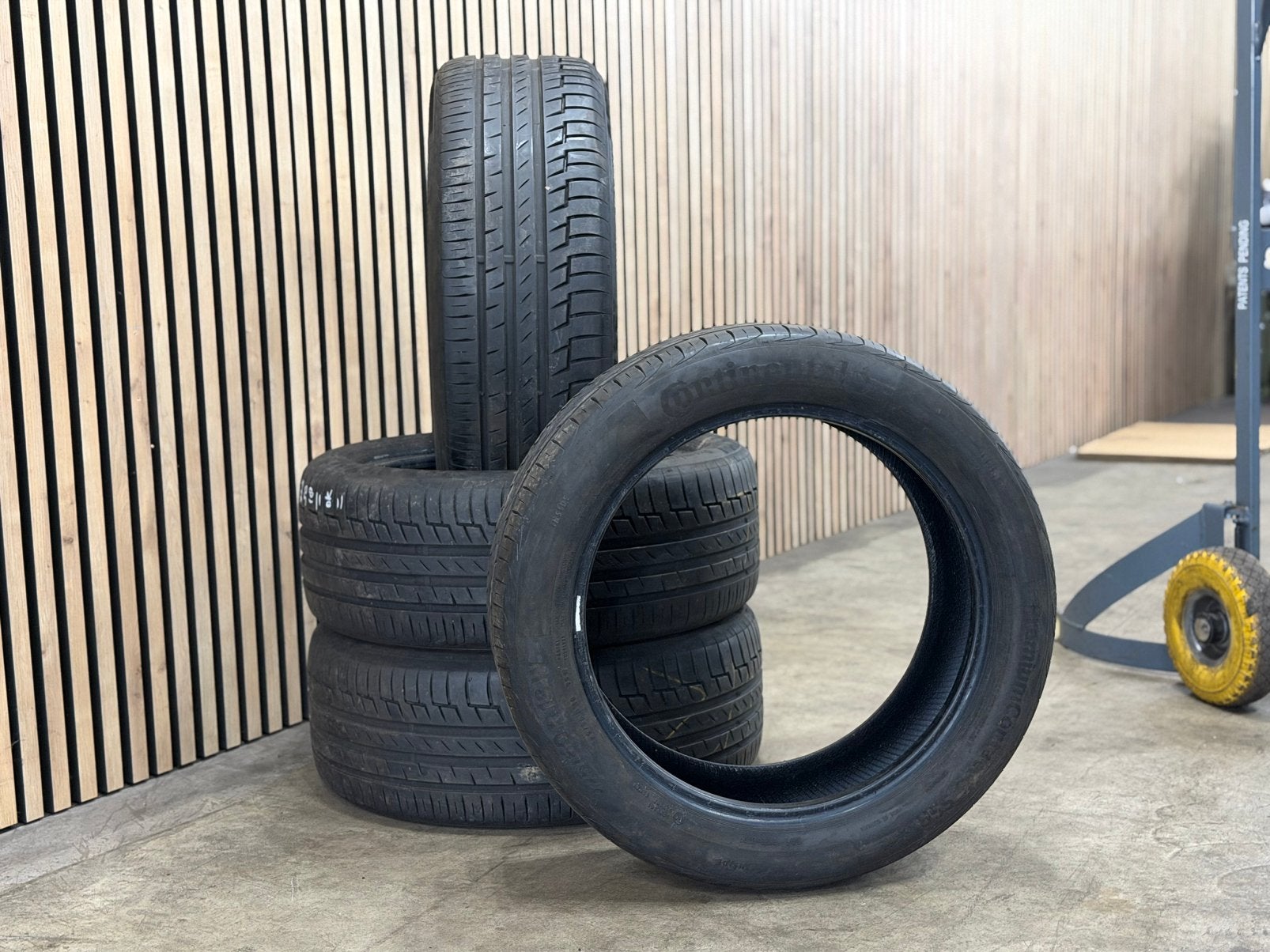 Continental Runflat 225/50 R18 BMW | 7mm | INCL Montage €75, Ophalen, 18 inch, Gebruikt, Band(en)