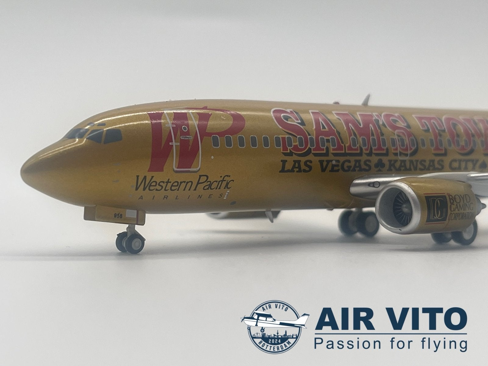 Boeing 737-300 Western Pacific Airlines Sam's Town 1:200, Schaalmodel, Ophalen of Verzenden, ,, .