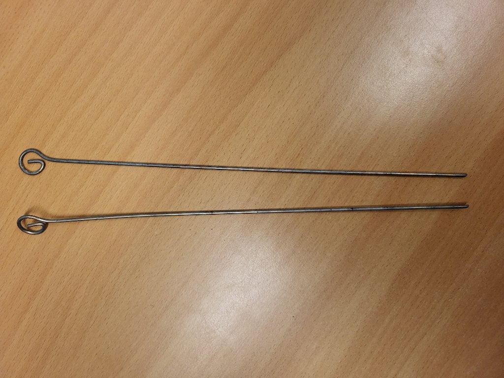 Bbq spiesen.                2 X met kruloog., Ophalen of Verzenden, Nieuw