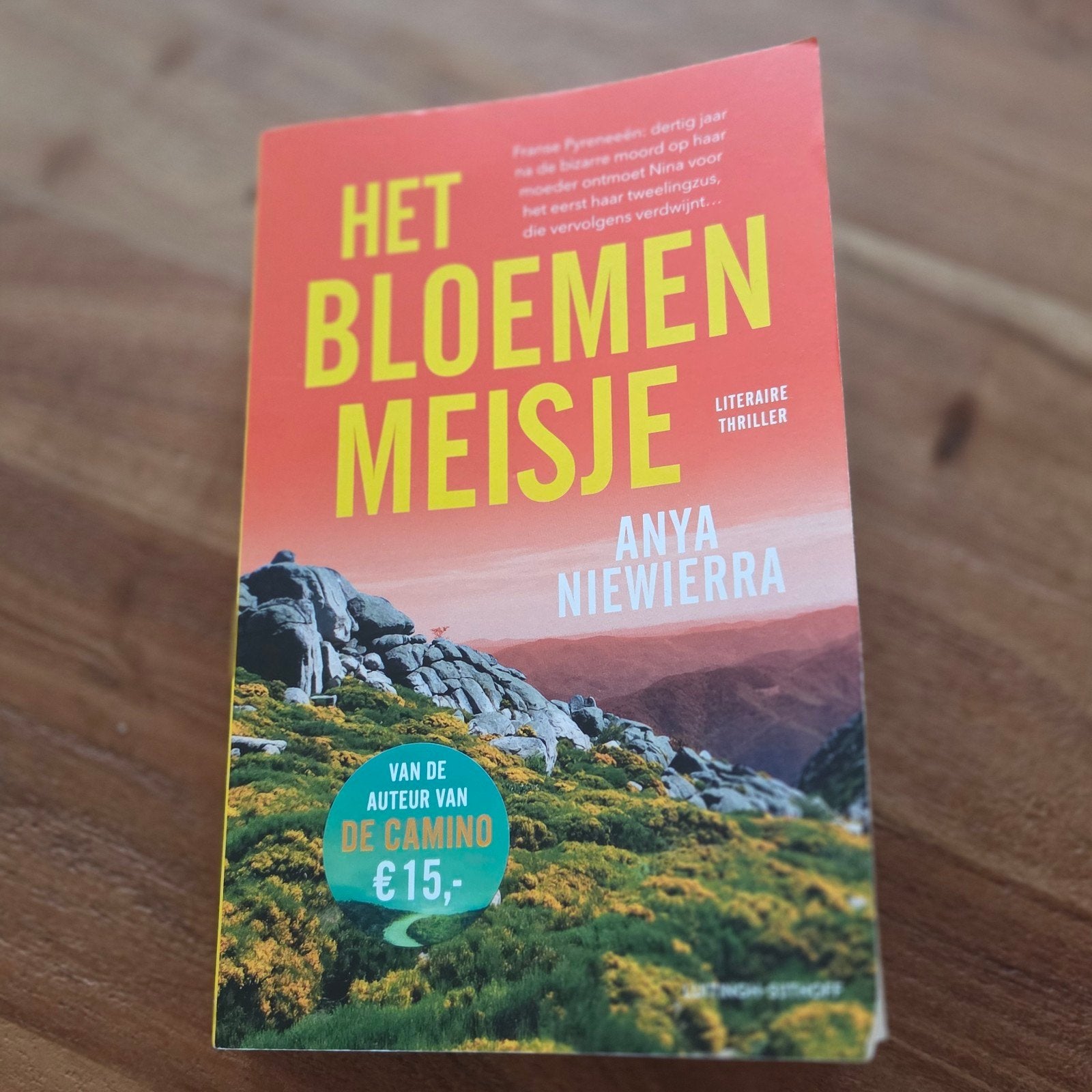 Anya Niewierra - Het bloemenmeisje, Ophalen of Verzenden, Zo goed als nieuw, Anya Niewierra