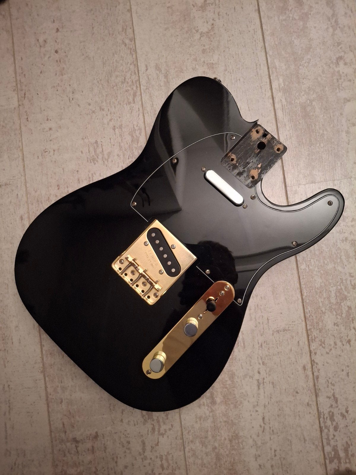 Squier telecaster body loaded., Muziek en Instrumenten, Ophalen, Gebruikt, Elektrische gitaar