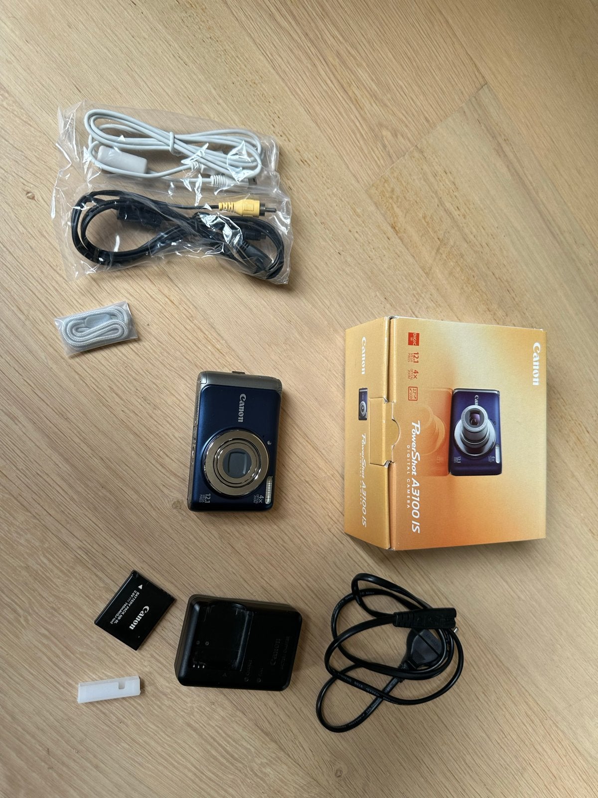 Canon PowerShot A3100 IS, Audio, Tv en Foto, Fotocamera's Digitaal, Ophalen, Gebruikt, Canon, 12 megapixels