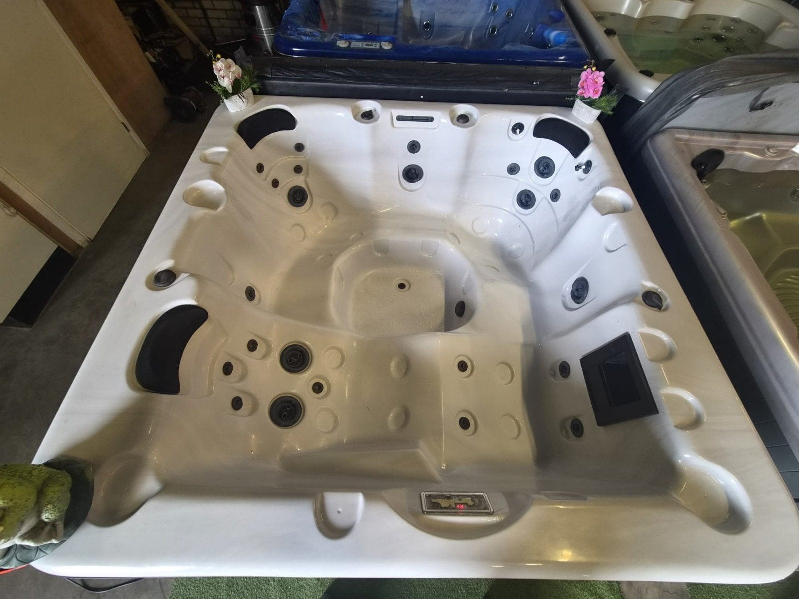 ‼️LUXE JACUZZI‼️ 6  PERSOONS ‍‍‍‼️ AANBIEDING 2500 EURO, Ophalen of Verzenden