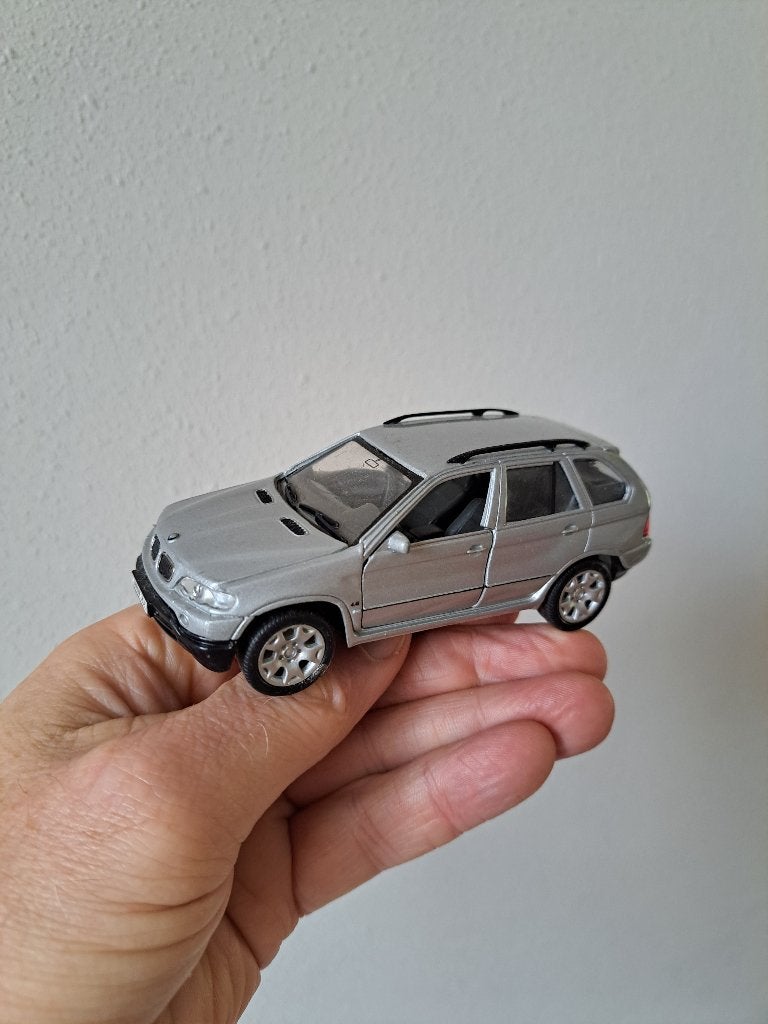Bmw X5 1:38 Welly zilverkleurig modelauto, Ophalen of Verzenden, Zo goed als nieuw, Auto