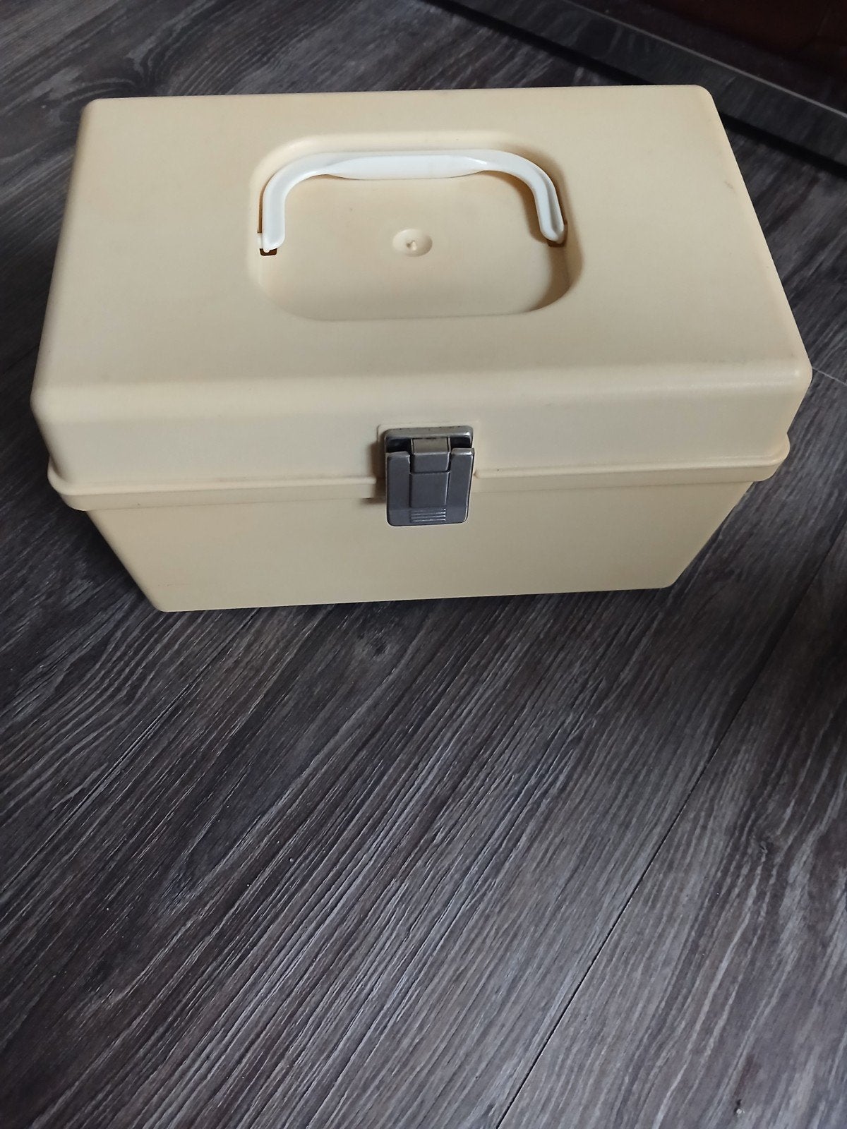 naaidoos vintage retro jaren 60 70? curver gevuld, Hobby en Vrije tijd, Ophalen, Overige typen