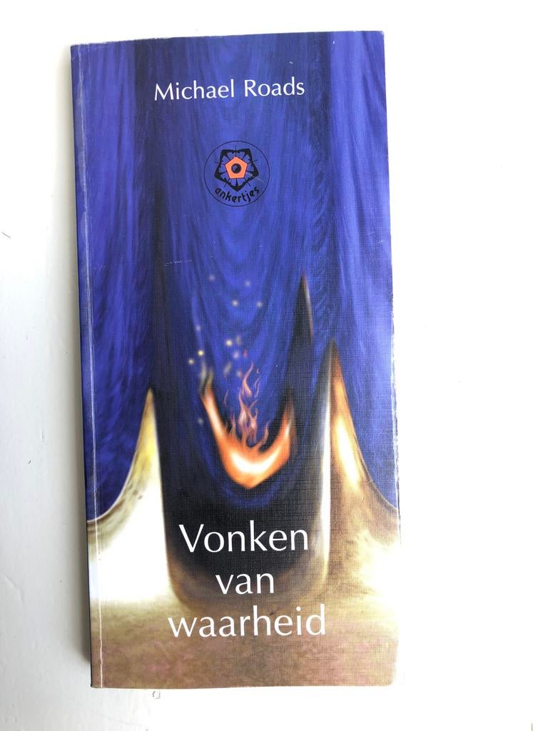 Vonken van waarheid - Michael Roads (Ankertjes), Boeken, Ophalen of Verzenden, Gelezen