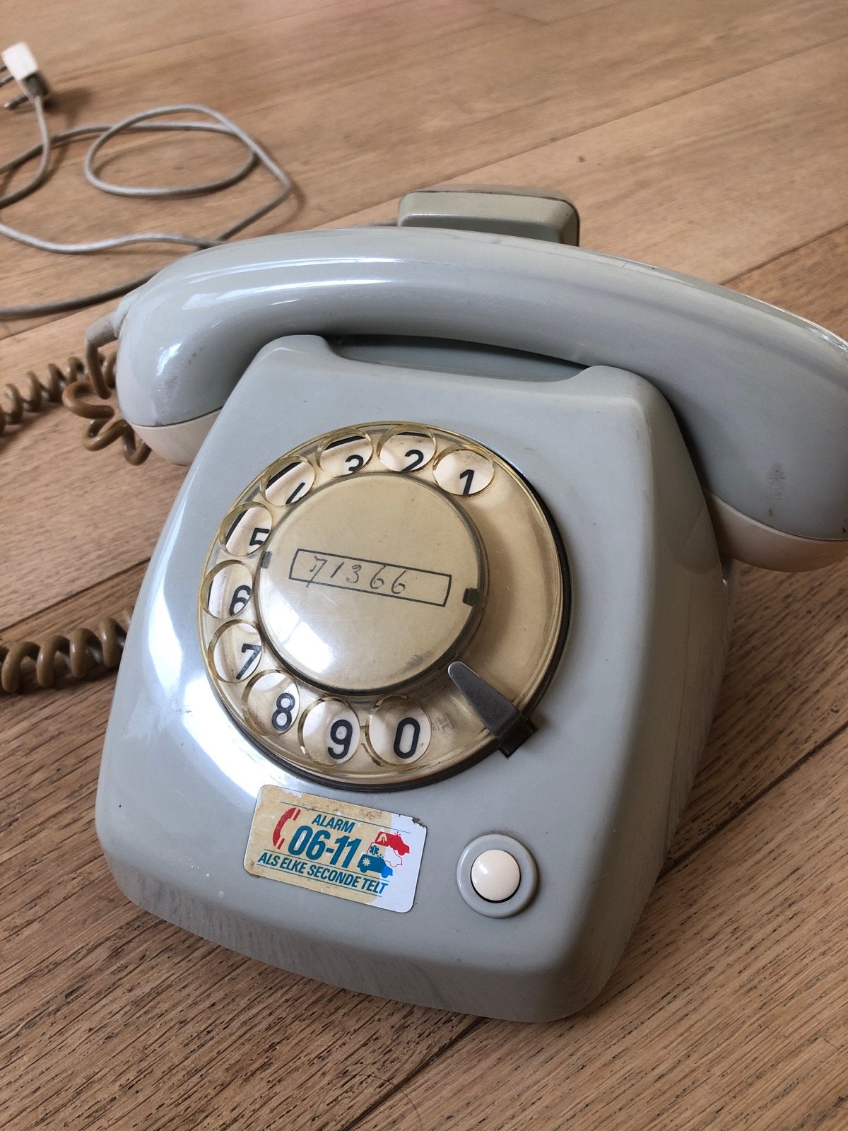 Vintage PTT Telefoon T65 met draaischijf - Grijs, Ophalen of Verzenden, Gebruikt, Met draaischijf