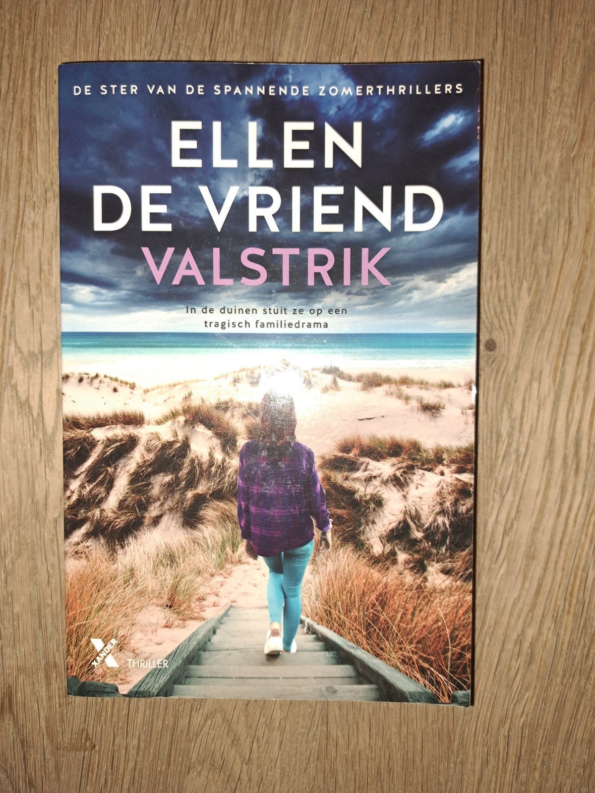 Ellen de Vriend - Valstrik (Thriller), Ophalen of Verzenden, Zo goed als nieuw, Ellen de Vriend, Nederland