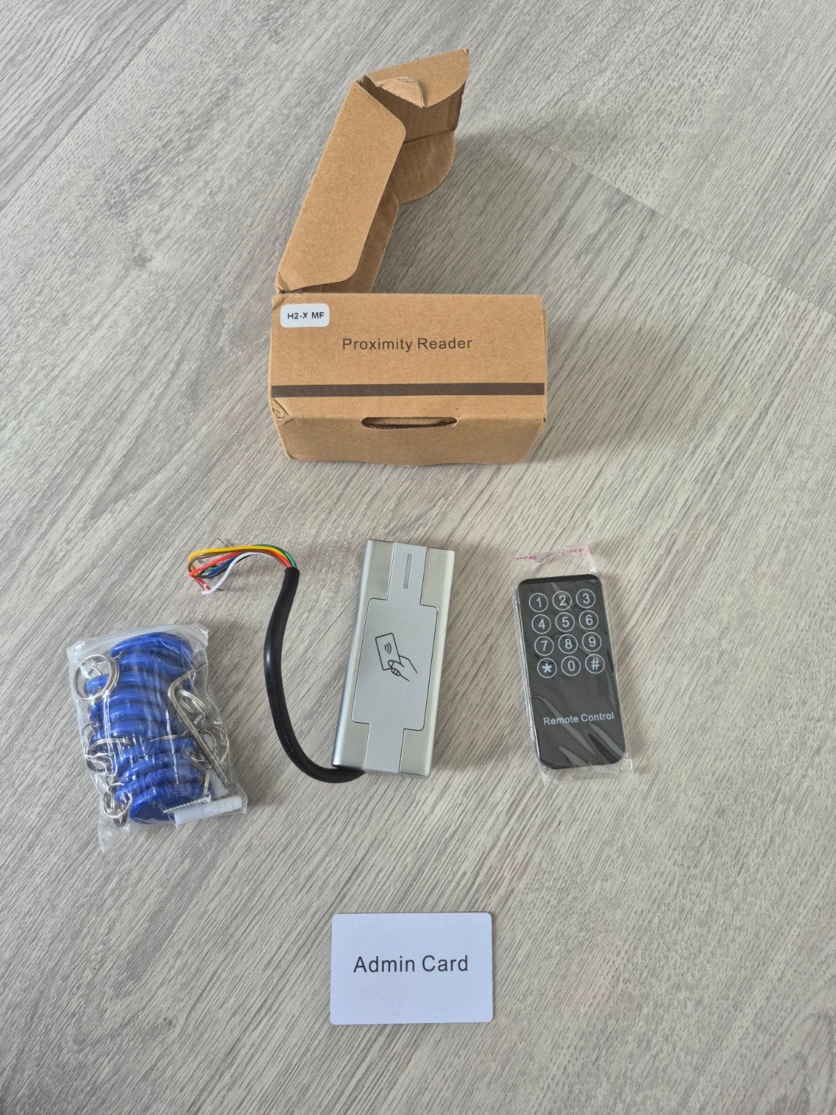Proximity Reader Toegangscontrole met 10 Sleutelhangers, Ophalen of Verzenden