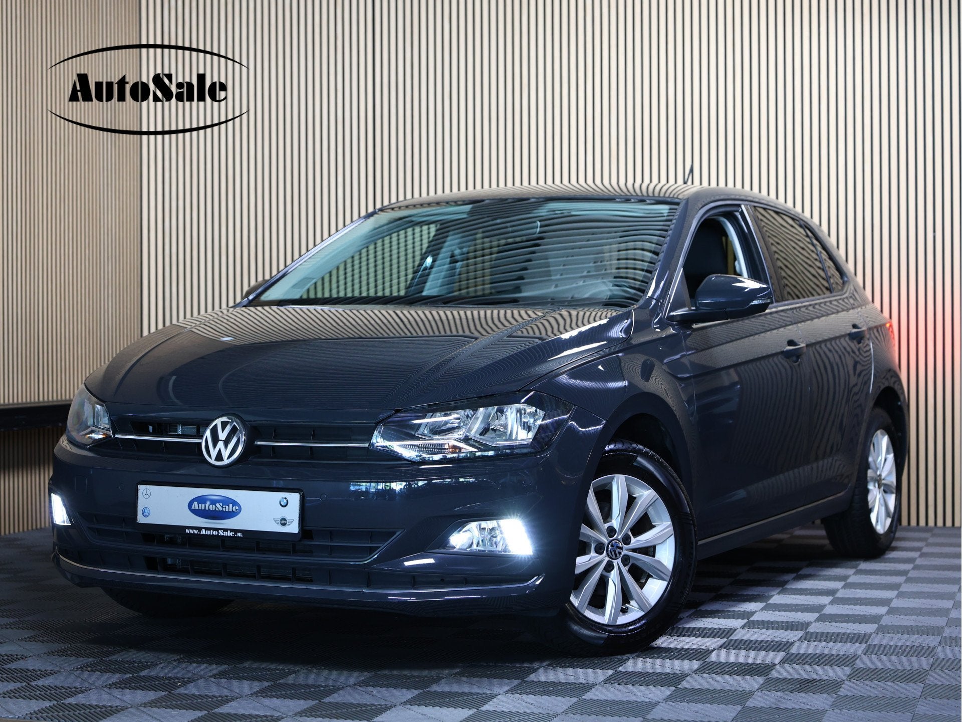Volkswagen Polo 1.0 TSI Highline NAVI R line interieur NAVI, Voorwielaandrijving, Automatische klimaatregeling, 1063 kg, Gebruikt