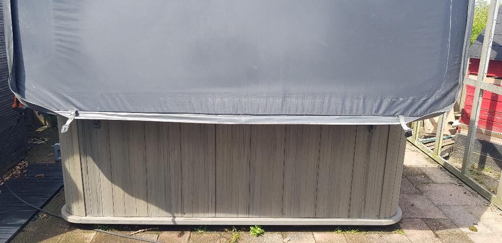 Jacuzzi, Tuin en Terras, Ophalen, Gebruikt, Trap, Vast