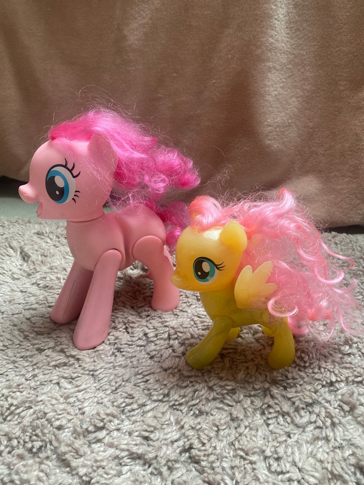 My Little Pony: Pinkie Pie en Fluttershy speelfiguren, Ophalen of Verzenden, Gebruikt, Jongen of Meisje