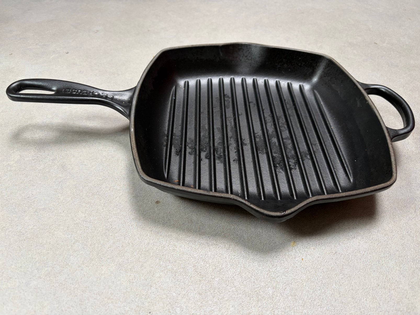 Le Creuset grillpan. 26 cm., Huis en Inrichting, Keuken | Potten en Pannen, Ophalen of Verzenden, Zo goed als nieuw, Gietijzer