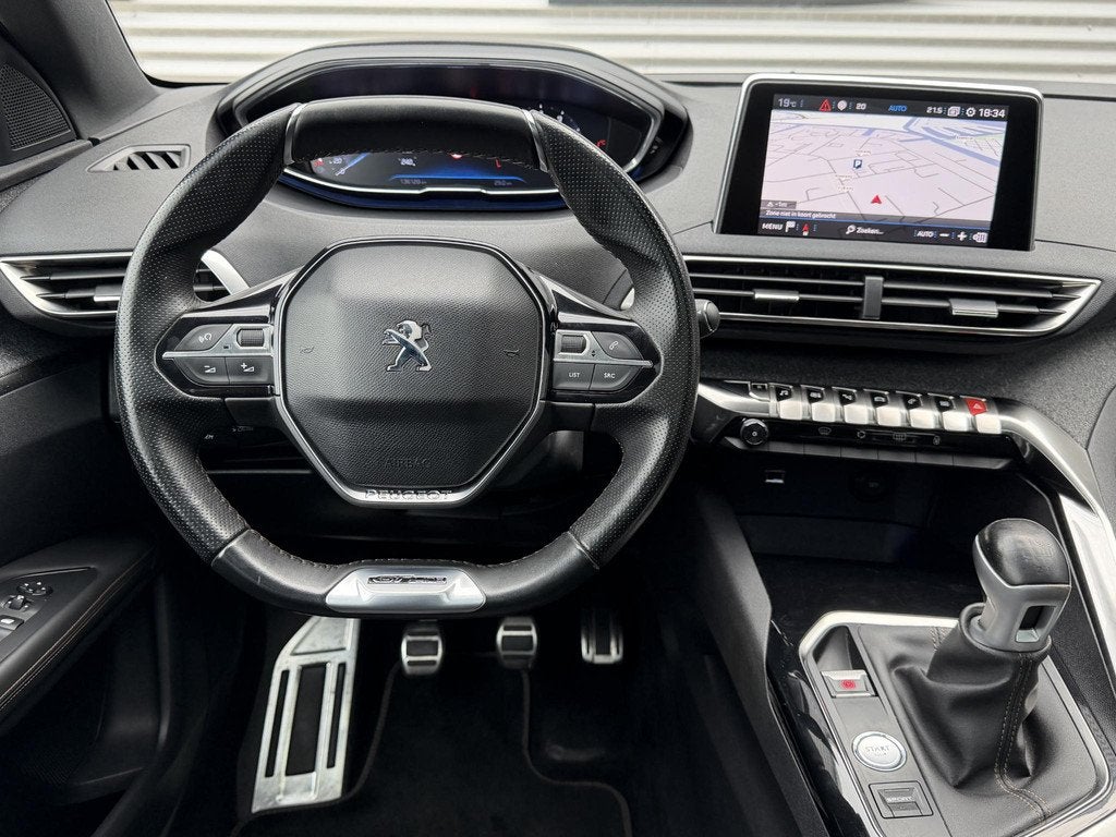 Peugeot 3008 1.2 PureTech GT Line 2e Eigenaar|Navi|Pano|Came, Auto's, Peugeot, Gebruikt, Euro 6, 1199 cc, Leder en Stof