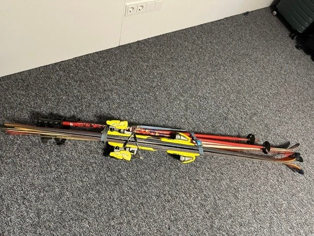 oude ski's, Ophalen, Gebruikt