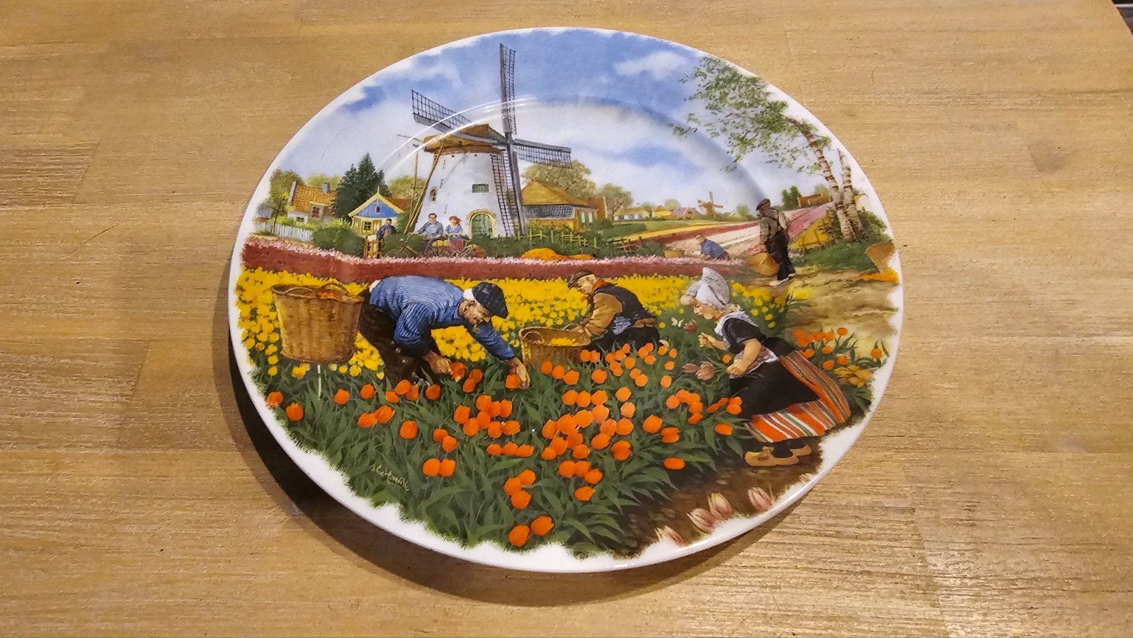 Decoratief bord Royal Schwabap Holland 1984 Tulpenveld, Ophalen of Verzenden
