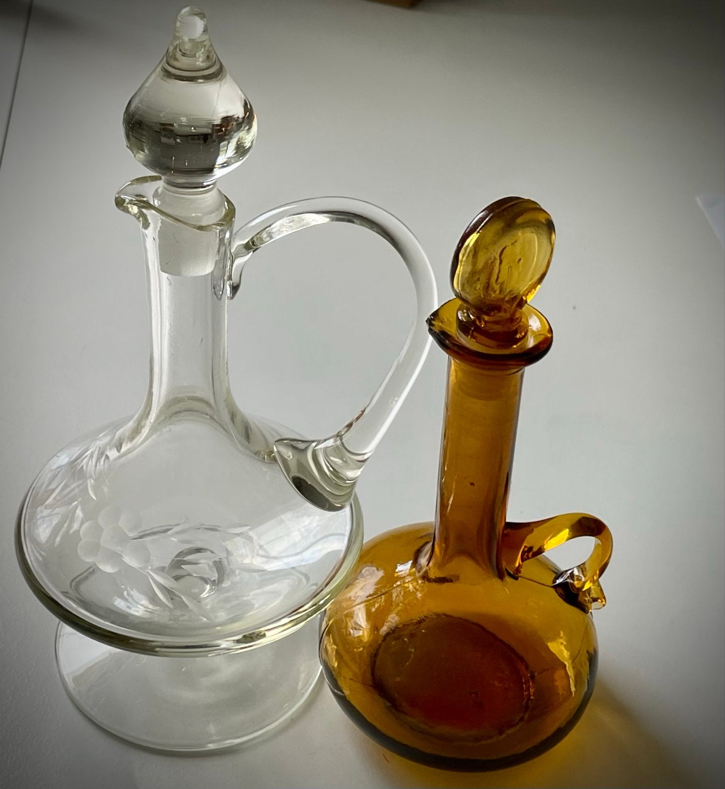 Set van 2 Vintage Glazen Olie- en Azijnkannen, Antiek en Kunst, Ophalen of Verzenden