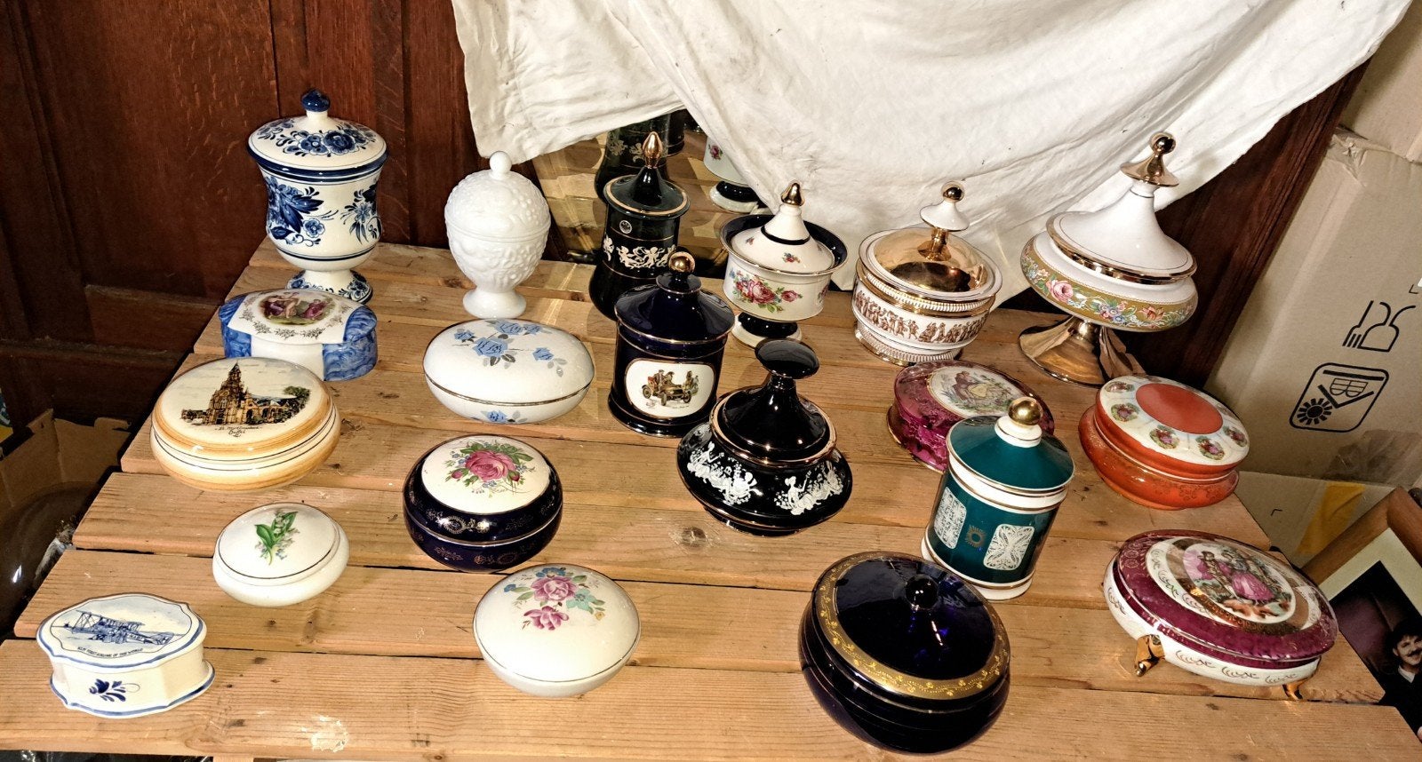 vaas vaasjes oude dekselvaasjes decoratie, Ophalen of Verzenden