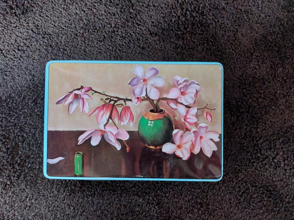 Van Melle blik met afbeeldingen magnolia., Verzamelen, Blikken, Ophalen of Verzenden, Gebruikt, Overige