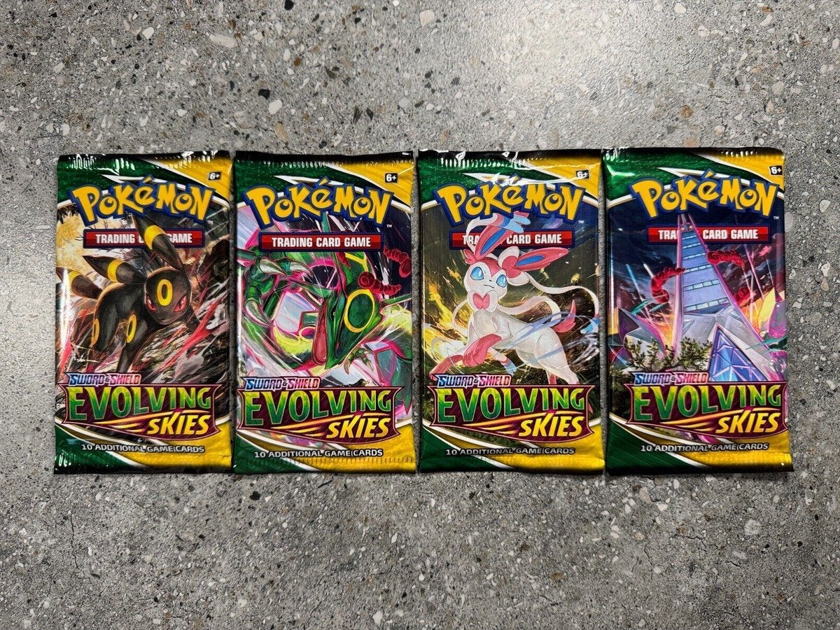 Pokémon Evolving Skies Booster Packs (4 stuks), Ophalen of Verzenden, Nieuw, Booster