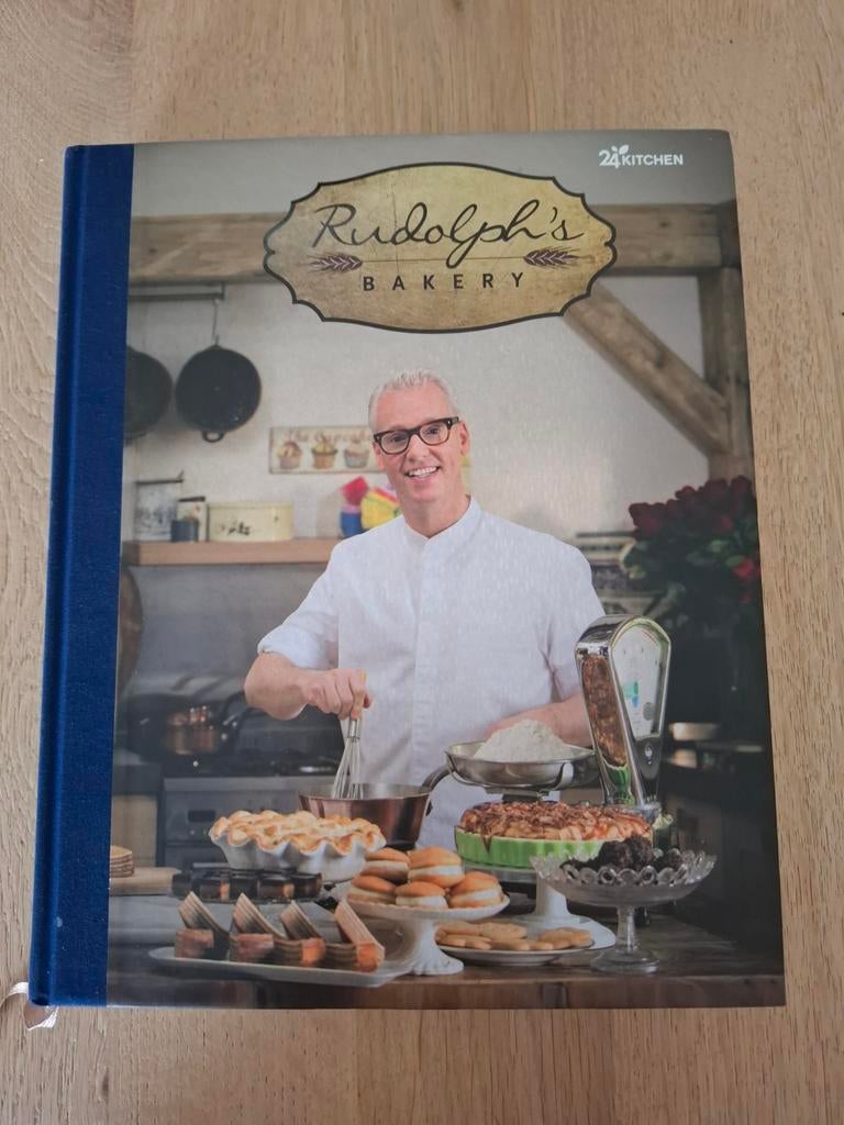 Rudolph's Bakery Kookboek - Heerlijke Bakrecepten, Taart, Gebak en Desserts, Ophalen of Verzenden, Zo goed als nieuw, Rudolph van Veen