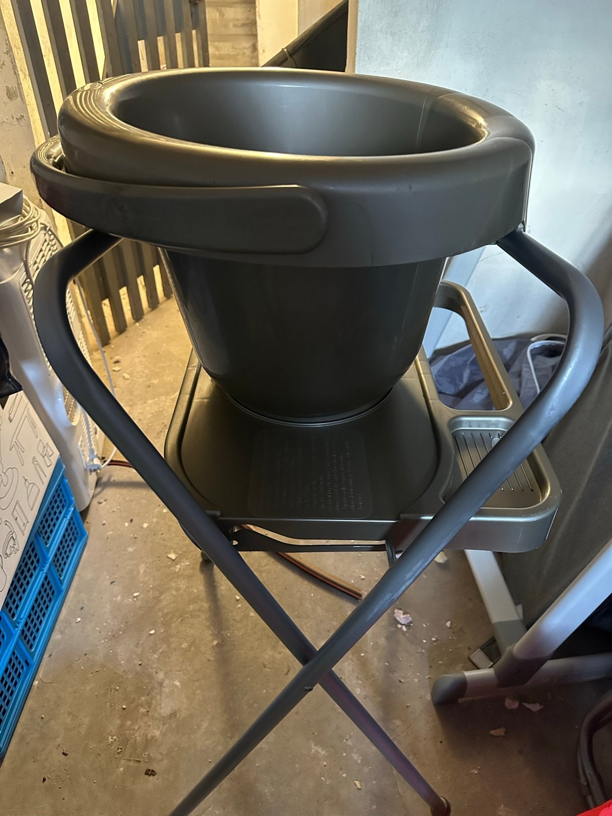 Bébé-jou 2-in-1 Badje met standaard, Ophalen, Gebruikt