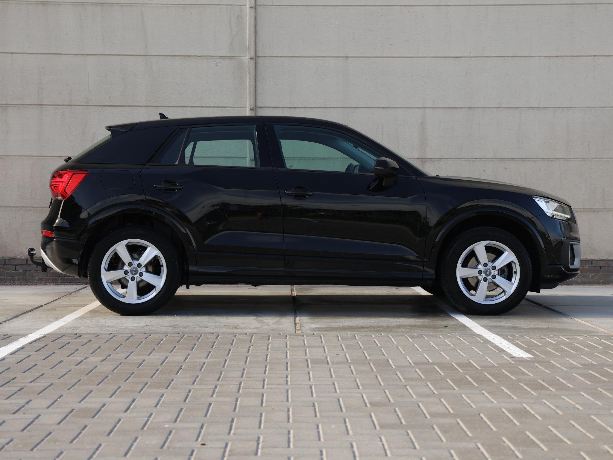 Audi Q2 30 TFSI Design Pro Line Plus | Automaat | Sportstoel, Auto's, Stof, Gebruikt, Automatische klimaatregeling, 116 pk