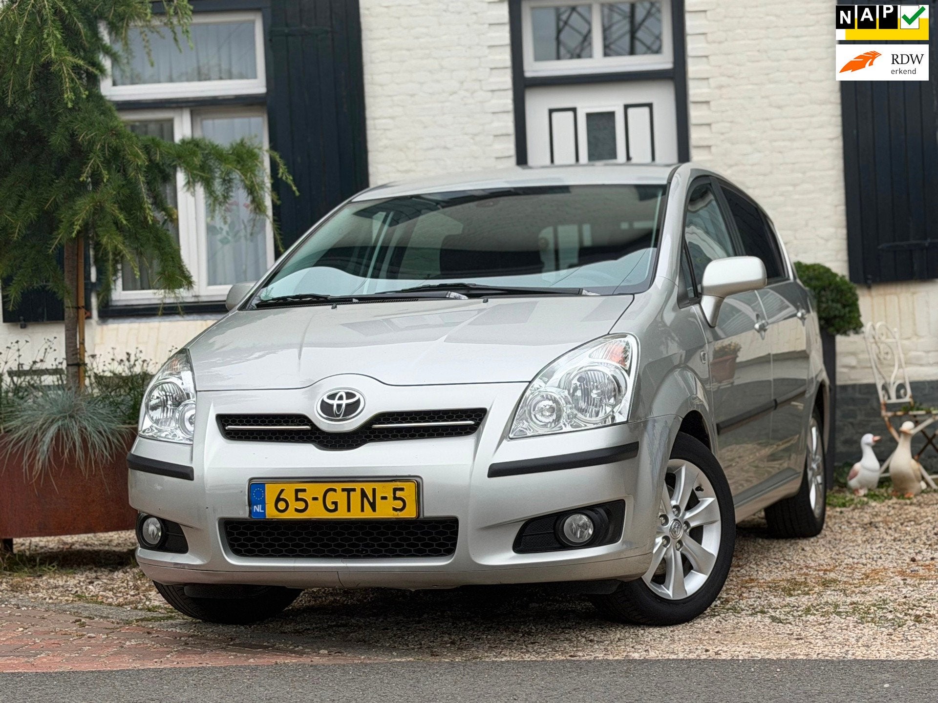 Toyota Verso 1.8 VVT-i Luna 7 Persoons|Automaat|Leder|Clima|, Auto's, Gebruikt, 4 cilinders, 129 pk, Origineel Nederlands