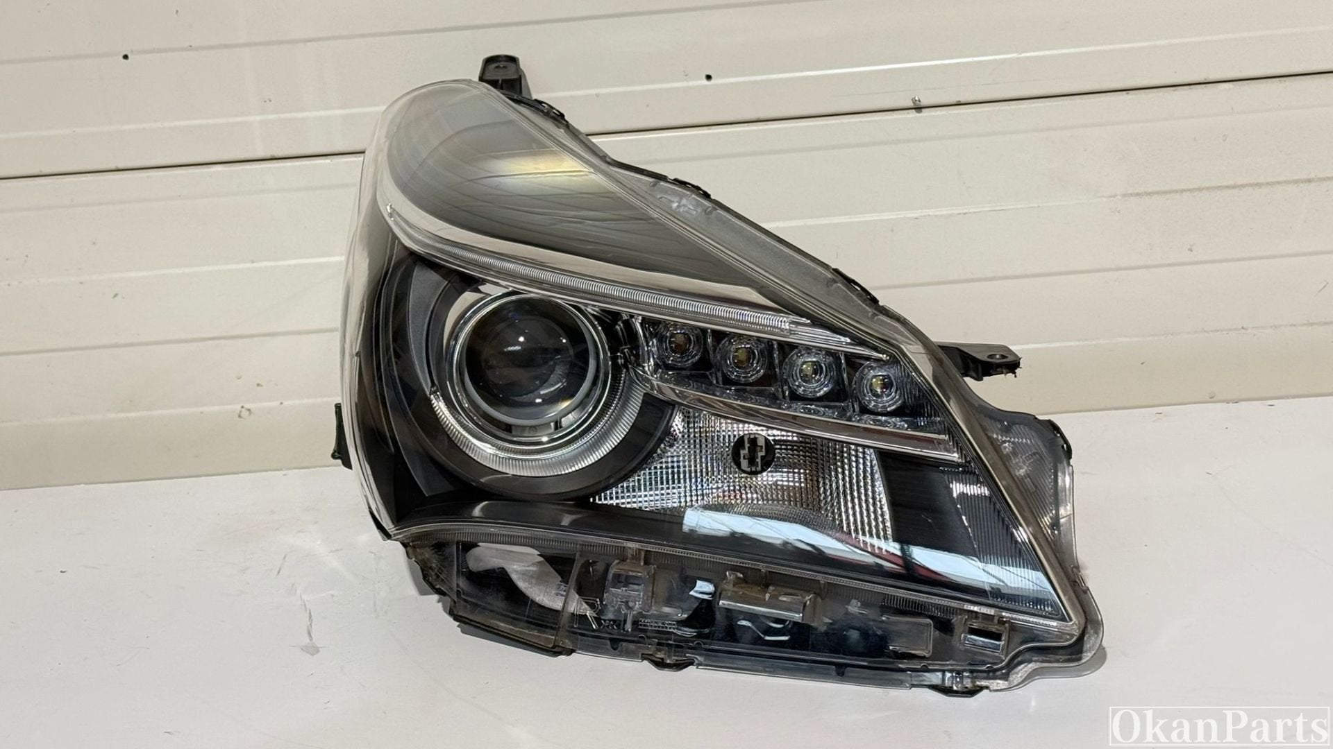 Toyota Yaris III P13 Facelift LED rechter koplamp rechts, Info@toyota.co.jp, Gebruikt, Toyota Motor Corporation, Toyota