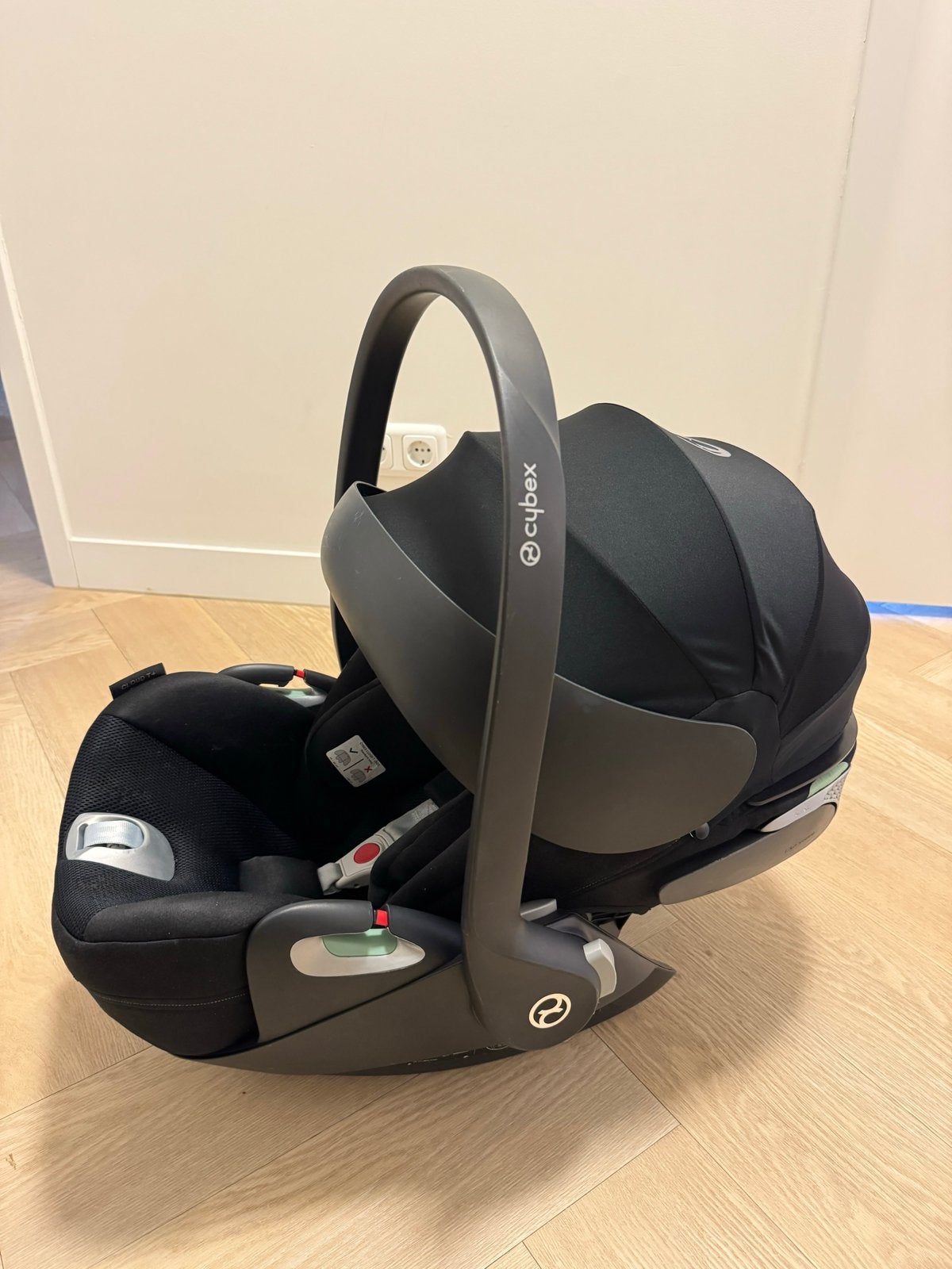 Cybex Cloud T i-Size autostoel - Zwart (45-87 cm), Gebruikt, Verstelbare rugleuning, Isofix, 0 t/m 13 kg