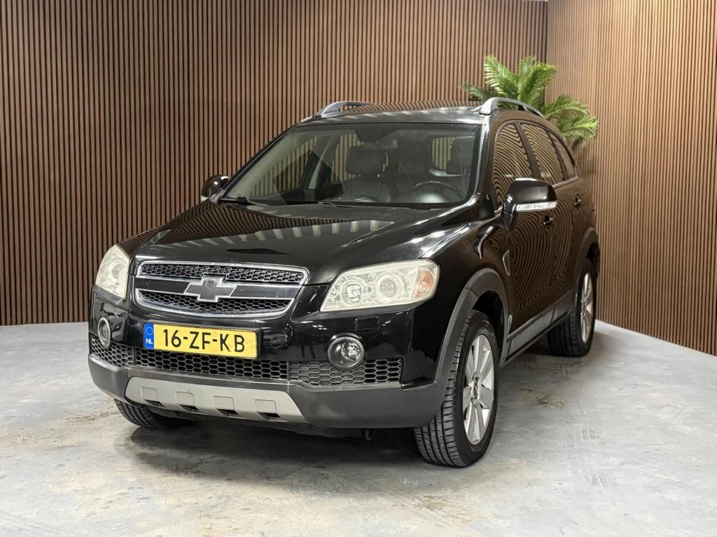 Chevrolet Captiva 3.2i Executive (bj 2008, automaat), 1780 kg, 3195 cc, 2000 kg, 7 stoelen