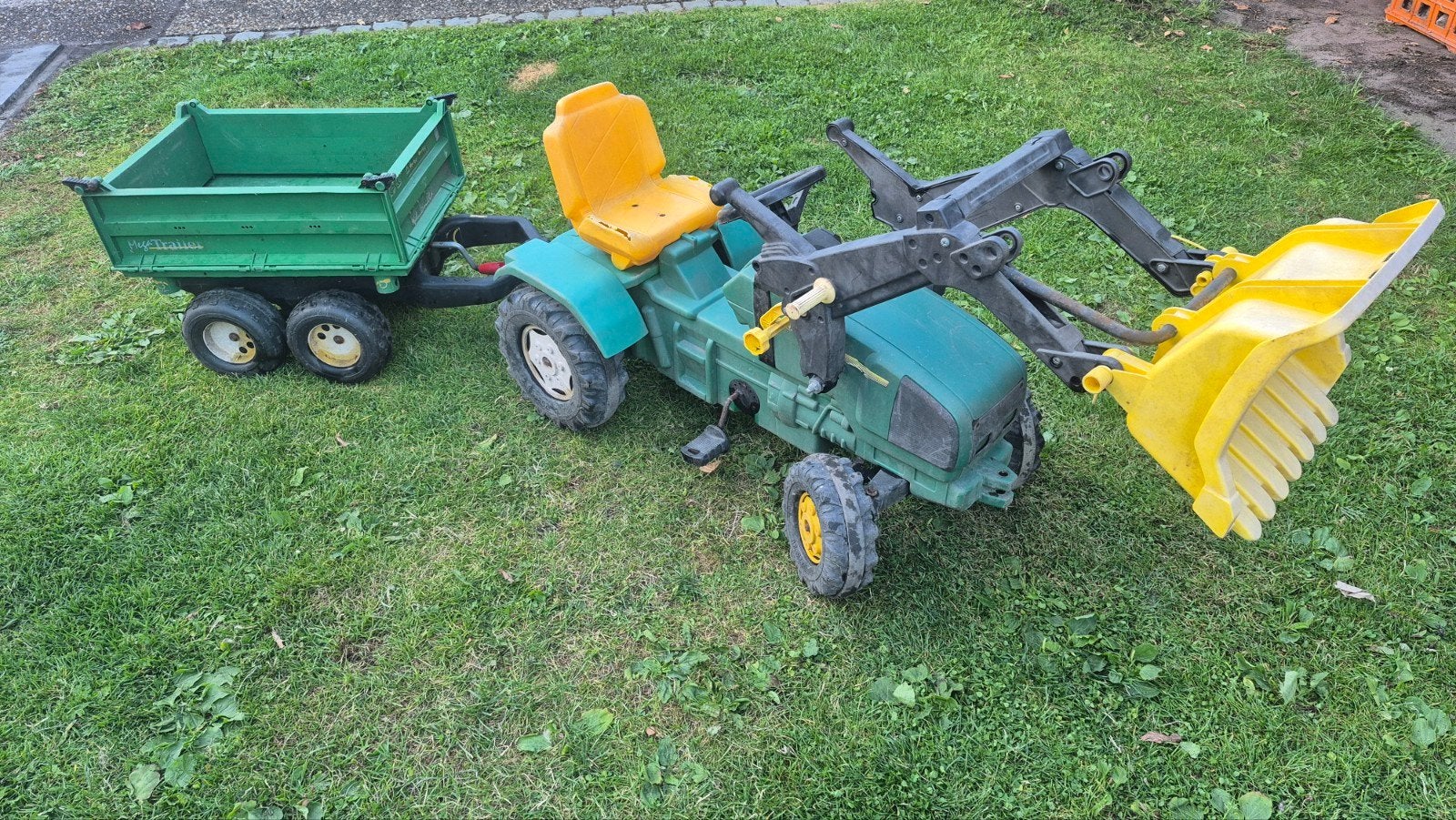 Opknapper Poly Toys John Deere Tractor met Voorlader en Aanh, Ophalen, Gebruikt, Trapvoertuig