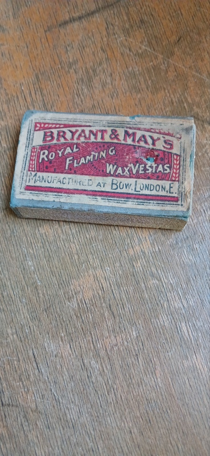 Vintage Bryant & May's luciferdoosje met lucifers € 25,00, Verzamelen, Ophalen of Verzenden, Gebruikt, Luciferdoosjes of -merken