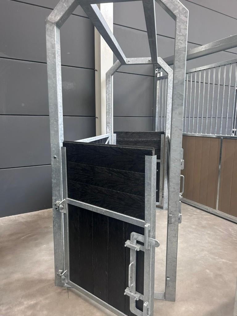 Opvoelbox paard | Op voorraad | Heass, Dieren en Toebehoren, Stalling en Weidegang, Weidegang, 1 paard of pony