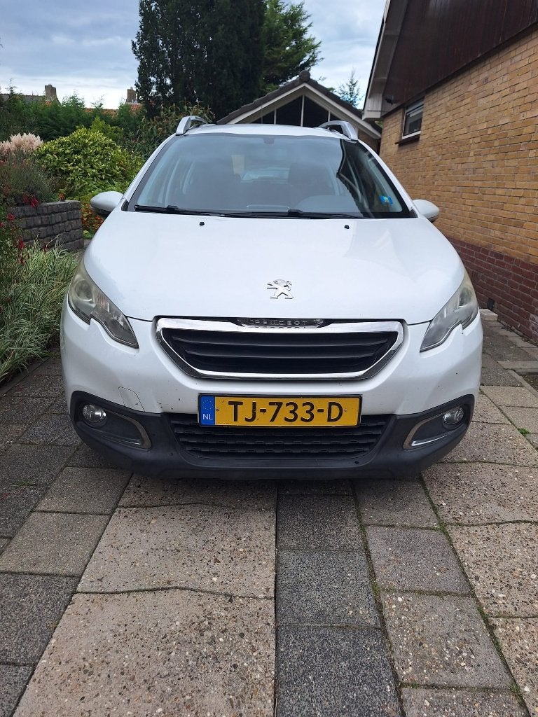 Peugeot 2008 1.6 VTI 88KW/120PK 2014 Wit, Auto's, Voorwielaandrijving, Euro 5, Zwart, 4 cilinders