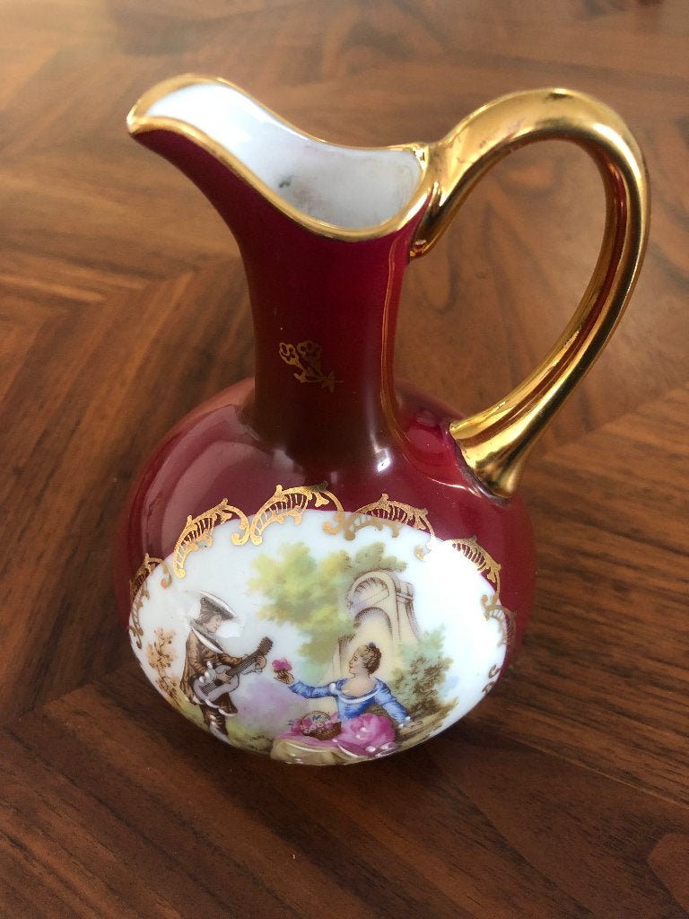 Antieke Limoges Porseleinen Kan met Romantische Scène, Ophalen of Verzenden