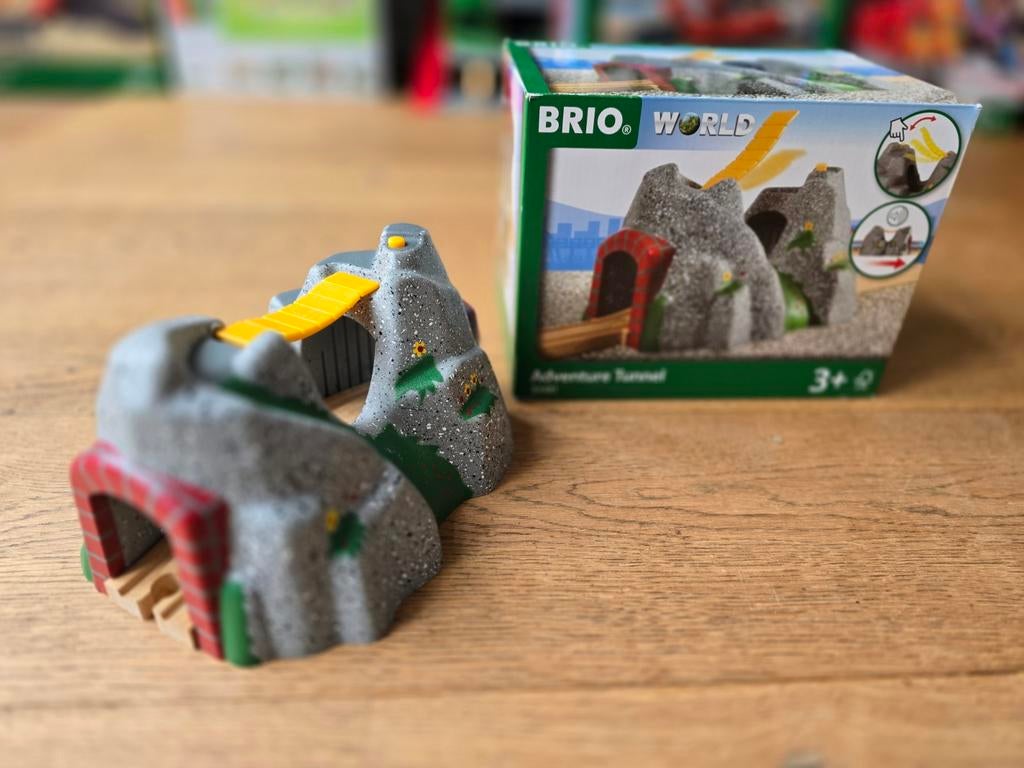 Brio 33481 Adventure Tunnel met geluid, Ophalen of Verzenden, Zo goed als nieuw