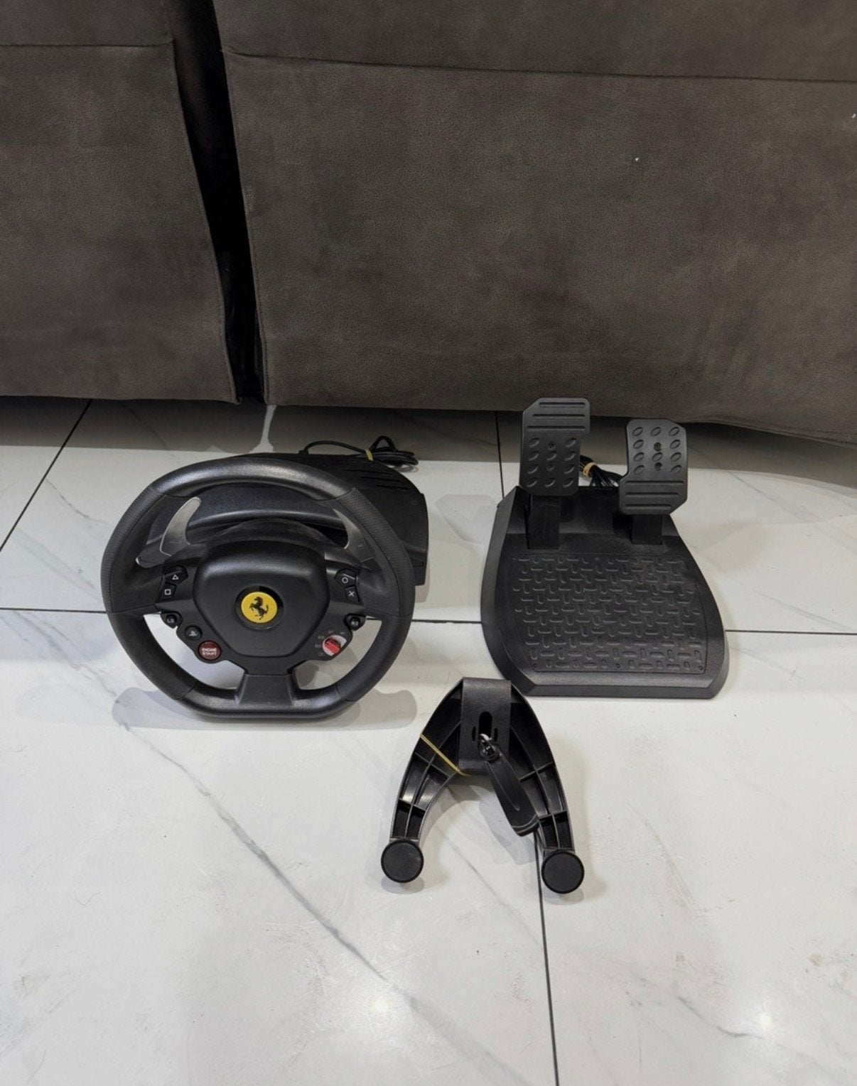 Thrustmaster T80 Ferrari 488 GTB Edition Stuurwiel, Racestuur, Gebruikt, Thrustmaster, PlayStation