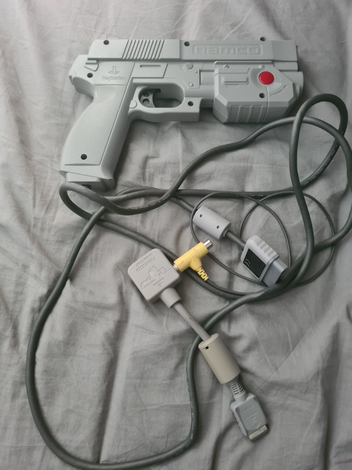 Namco GunCon Light Gun voor PlayStation 1 (PS1), Ophalen of Verzenden, Zo goed als nieuw, Met 1 controller