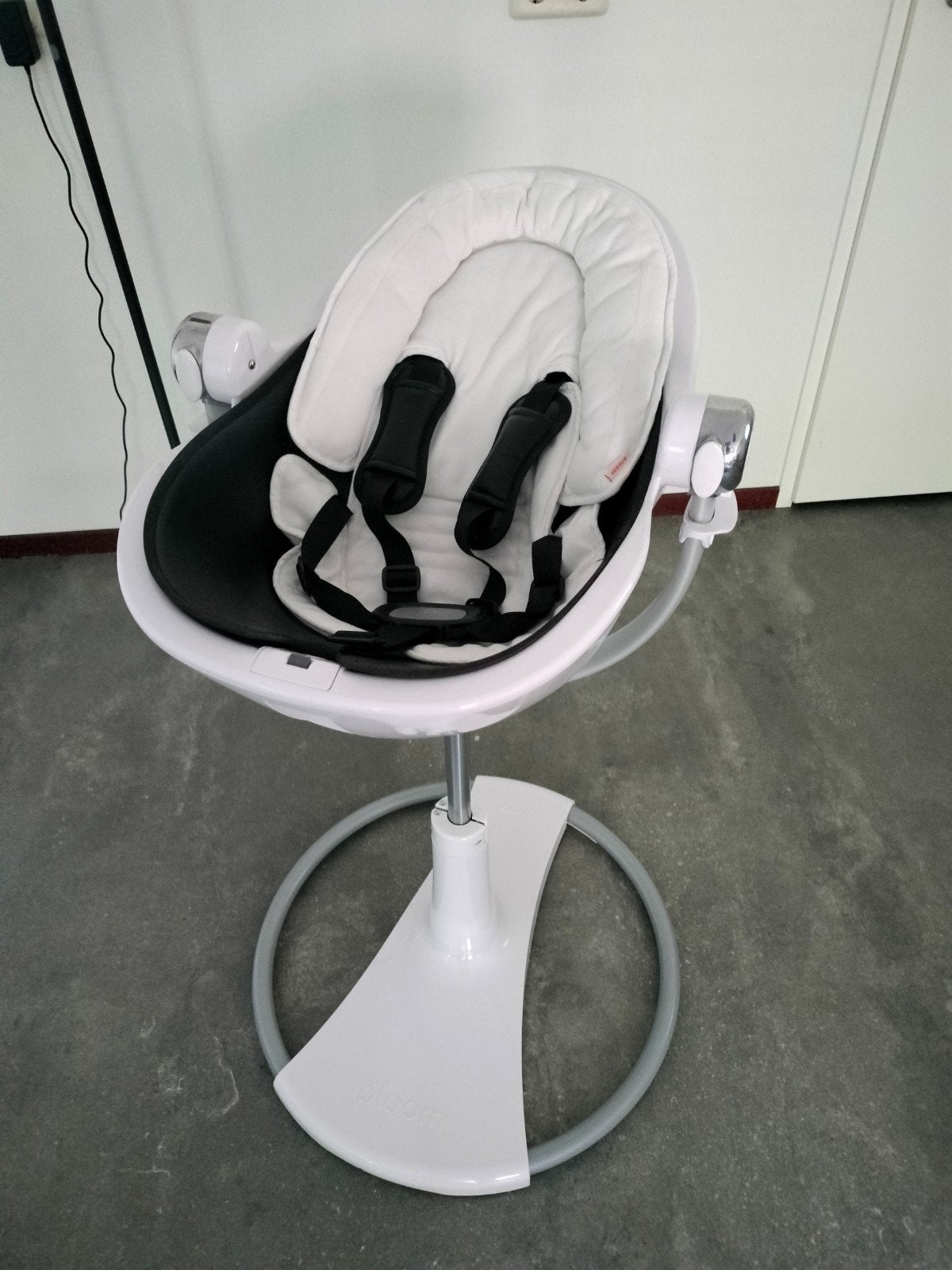 Bloom Fresco Chrome kinderstoel met accessoires, Ophalen, Zo goed als nieuw, Overige typen, Afneembaar eetblad