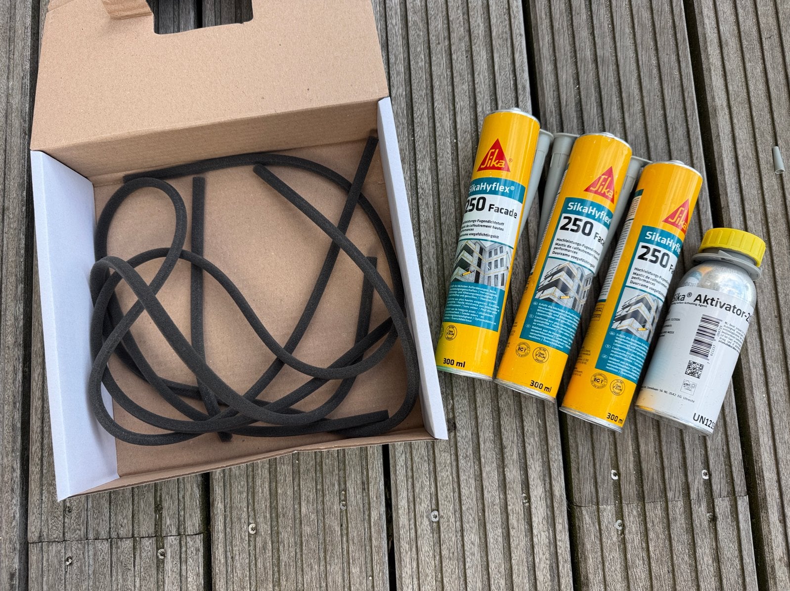 Gevelkit sikaflex 3x met rugvulling en aktivator, Overige materialen, Nieuw, 15 m² of meer, Muurisolatie