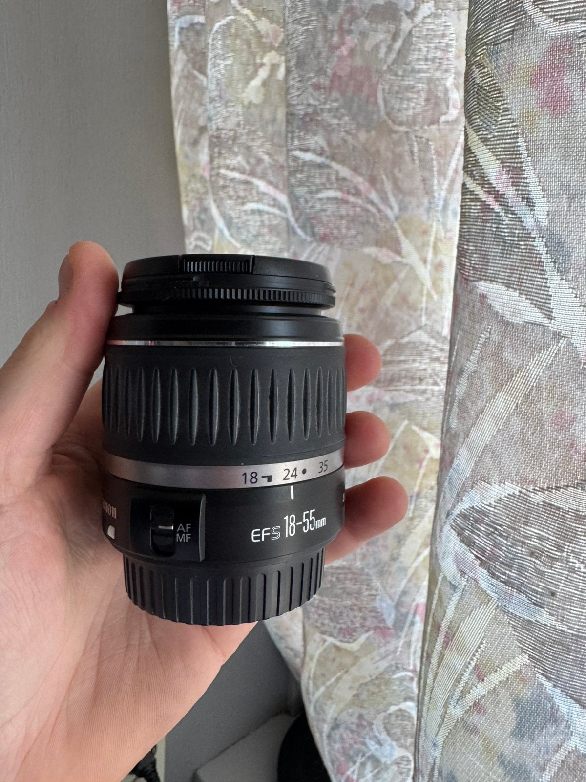Canon EF-S 18-55mm II lens, Ophalen, Canon, Zo goed als nieuw, Standaardlens