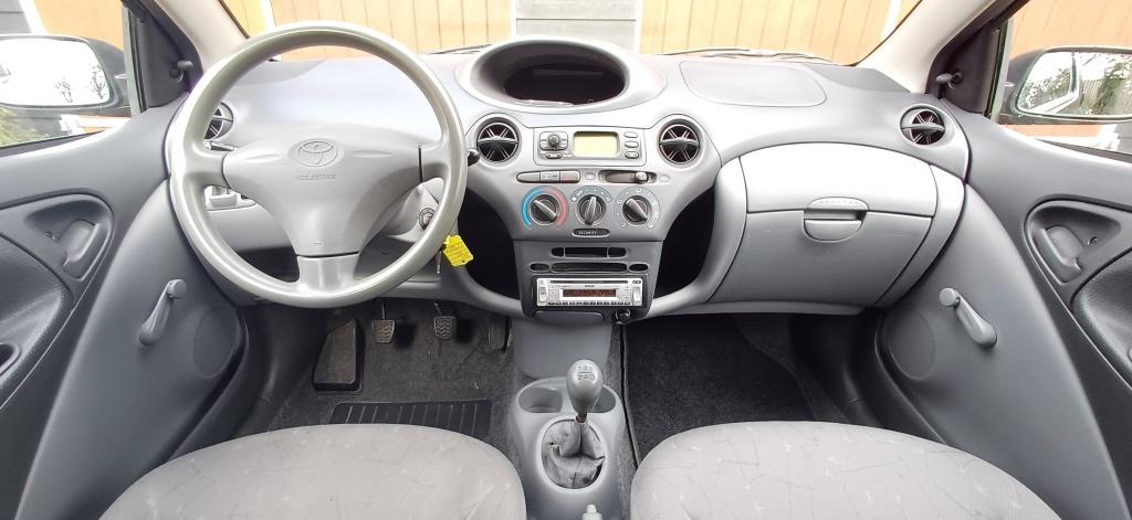 Toyota Yaris 1.0-16V VVT-i Terra | GEEN APK | Export | Trekh, Auto's, Stof, 68 pk, Origineel Nederlands, Bedrijf