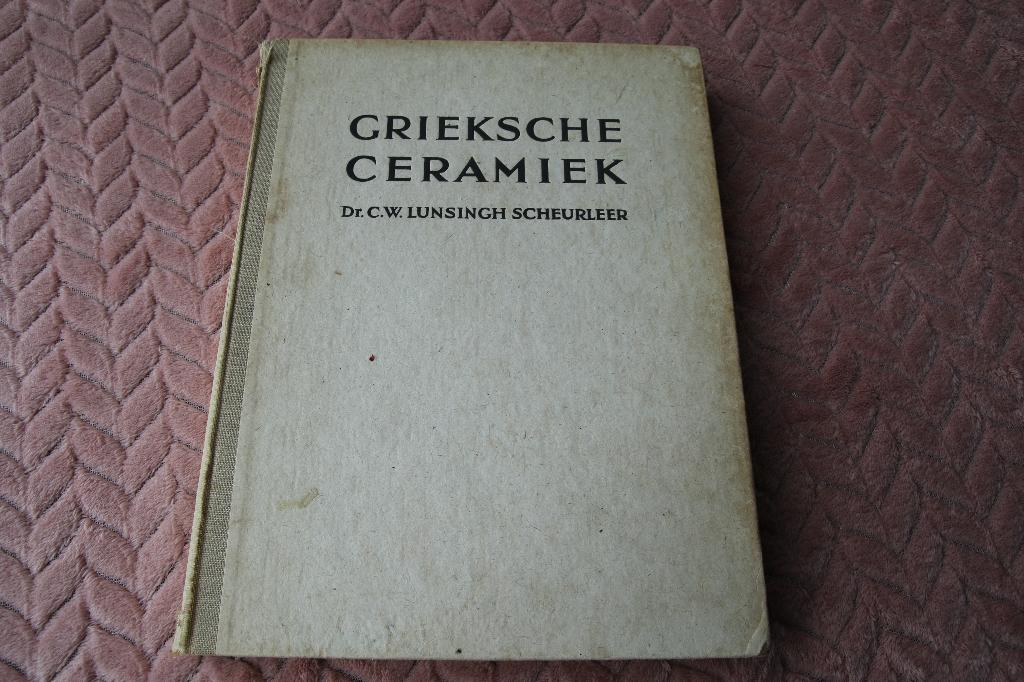Grieksche Ceramiek. 1936, Ophalen of Verzenden, Gelezen, Europa