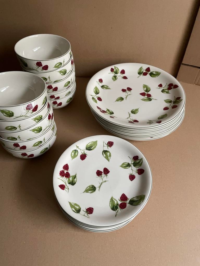 Servies Clayre & Eef bramen zware kwaliteit., Huis en Inrichting, Keuken | Servies, Ophalen, Zo goed als nieuw, Bord(en), Overige stijlen