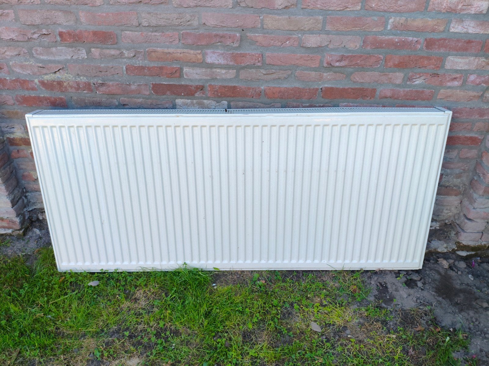 Radiator 160x70x10 cm - Recent gepoedercoat, Doe-het-zelf en Verbouw, 30 tot 80 cm, Gebruikt, Radiator, 150 cm of meer