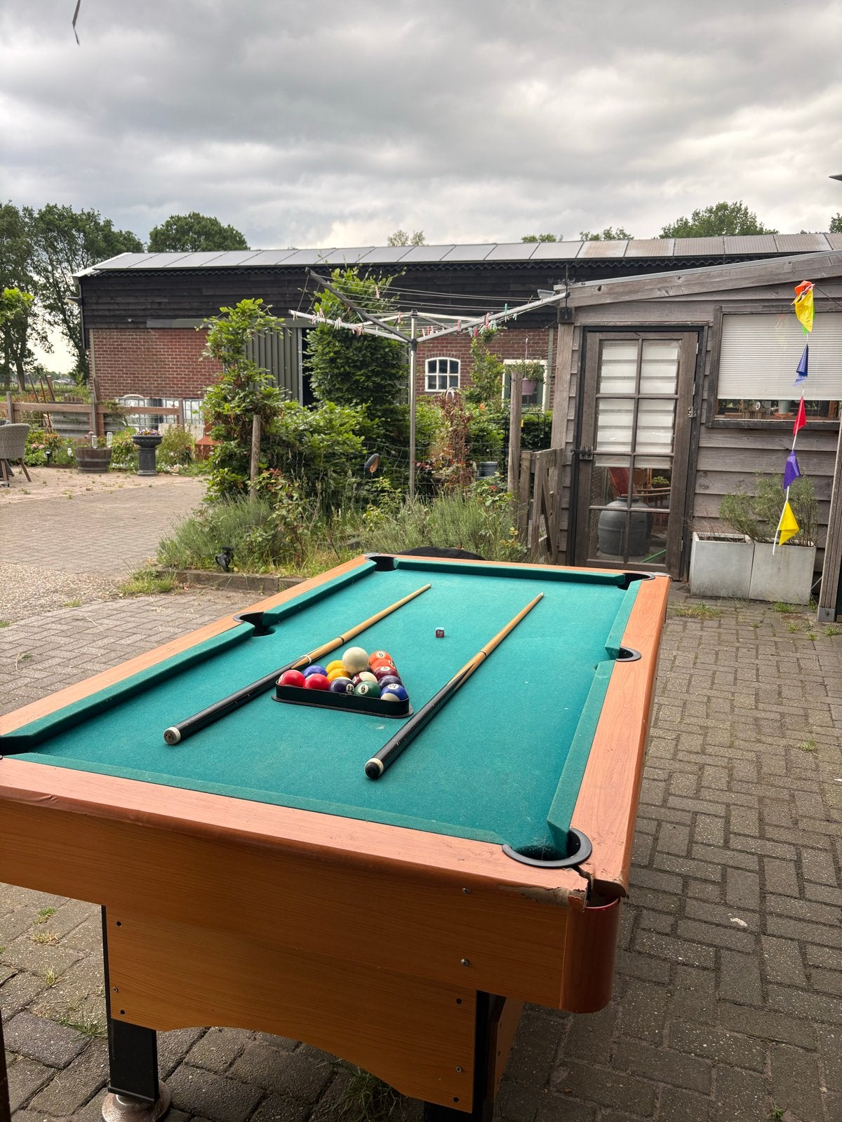 Pooltafel met accessoires, Sport en Fitness, Biljarten en Poolen, Ophalen of Verzenden, Gebruikt, Pooltafel